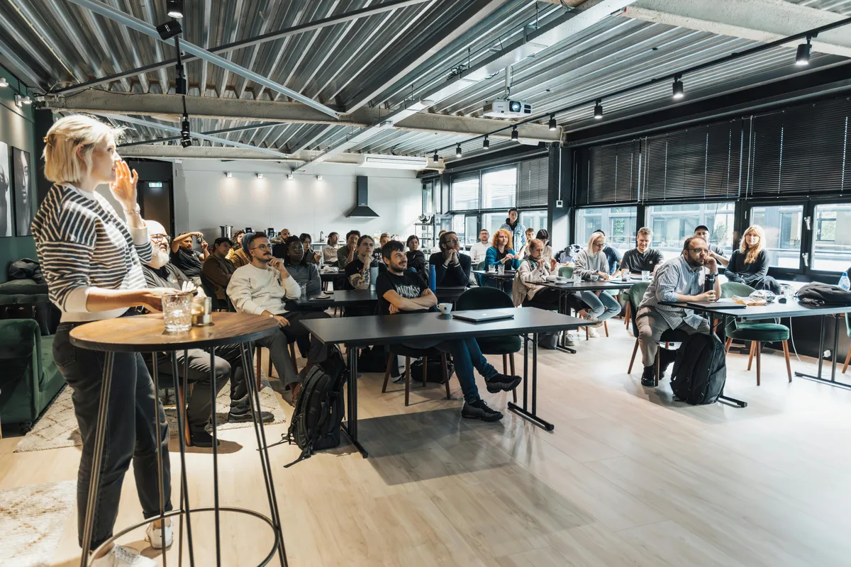Workshop in a modern classroom